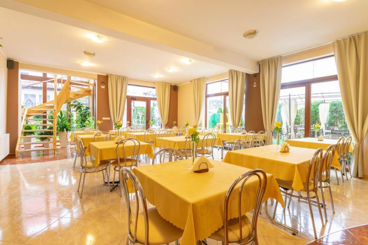 Pensjonat Marynarski - Apartamenty Darlowko Buitenkant foto