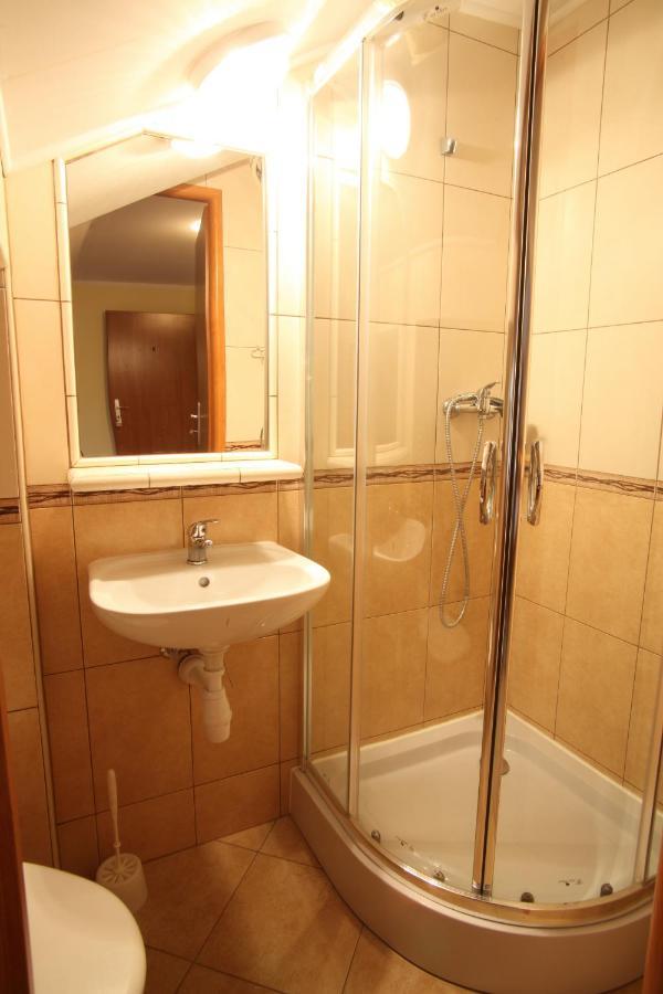 Pensjonat Marynarski - Apartamenty Darlowko Buitenkant foto